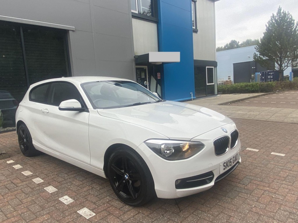 BMW 1 SERIES