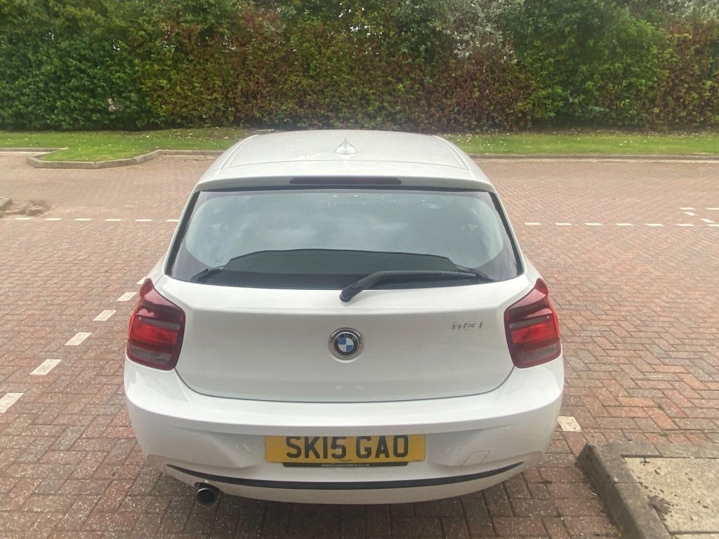 BMW 1 SERIES