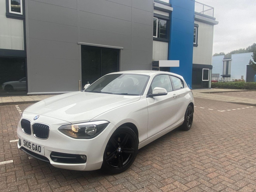 BMW 1 SERIES