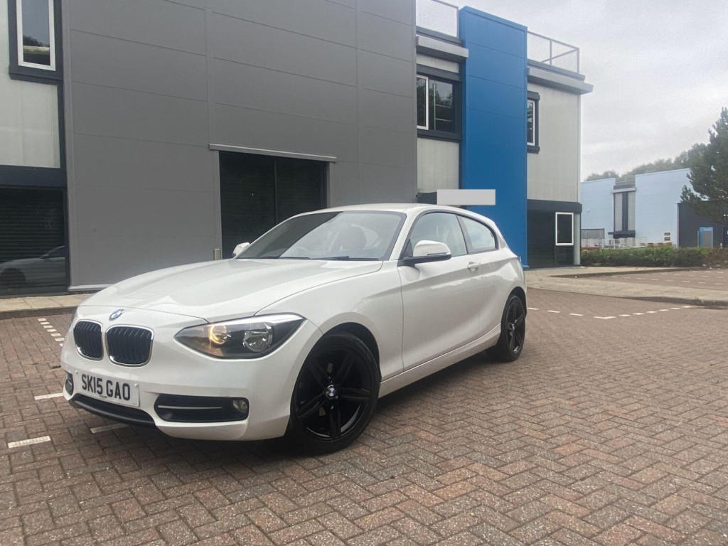 BMW 1 SERIES