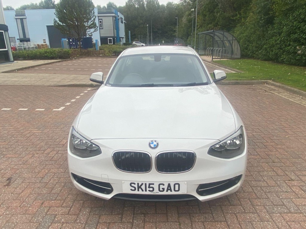 BMW 1 SERIES
