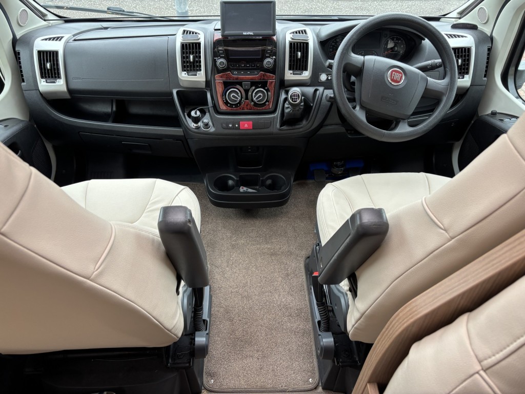 View FIAT DUCATO -BESSACARR 496
