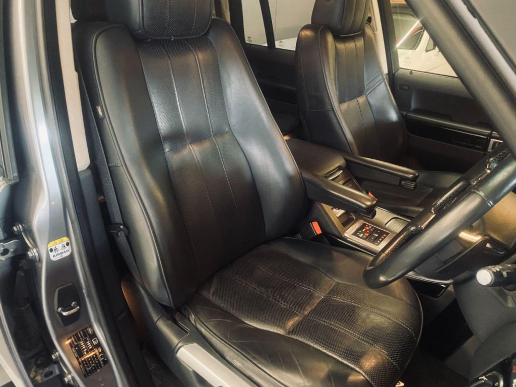 LAND ROVER RANGE ROVER