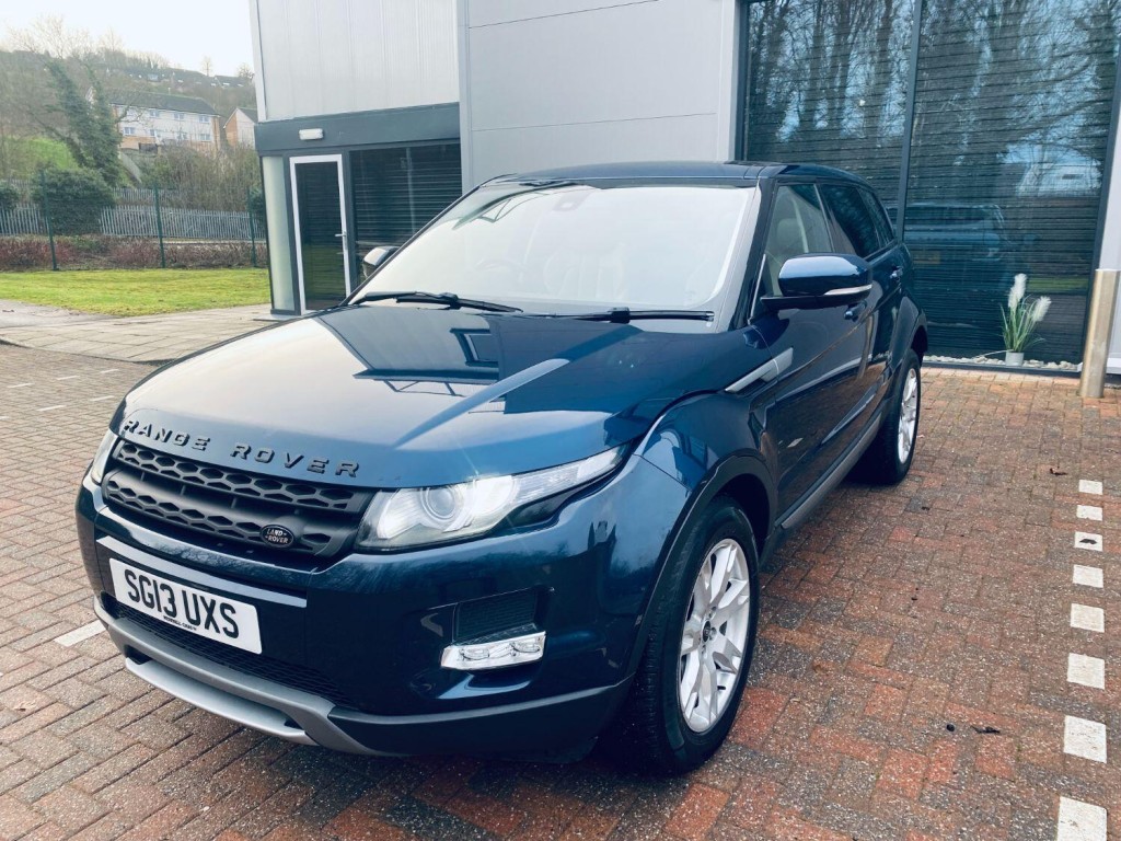 View LAND ROVER RANGE ROVER EVOQUE 2.2 SD4 Pure