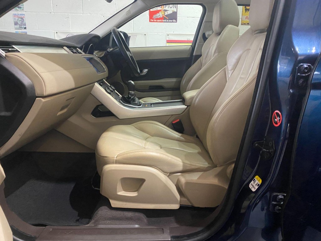 LAND ROVER RANGE ROVER EVOQUE