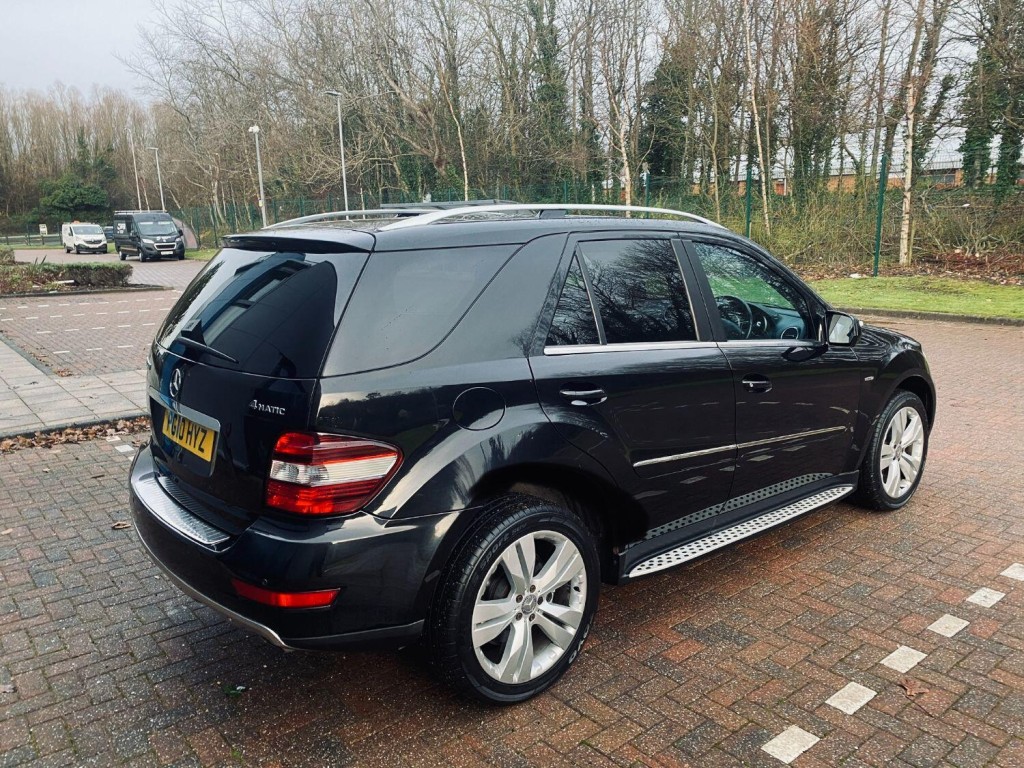 MERCEDES-BENZ M CLASS