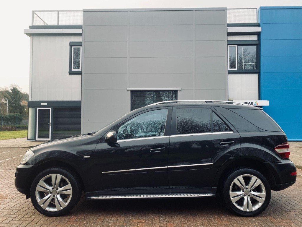 MERCEDES-BENZ M CLASS