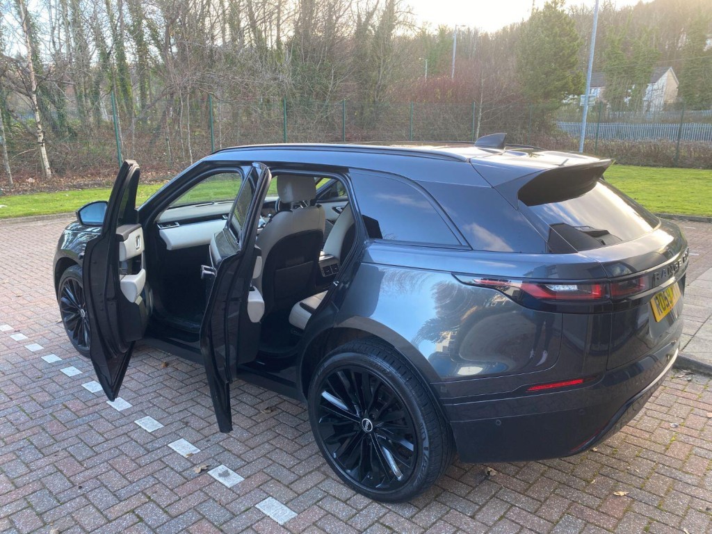 LAND ROVER RANGE ROVER VELAR