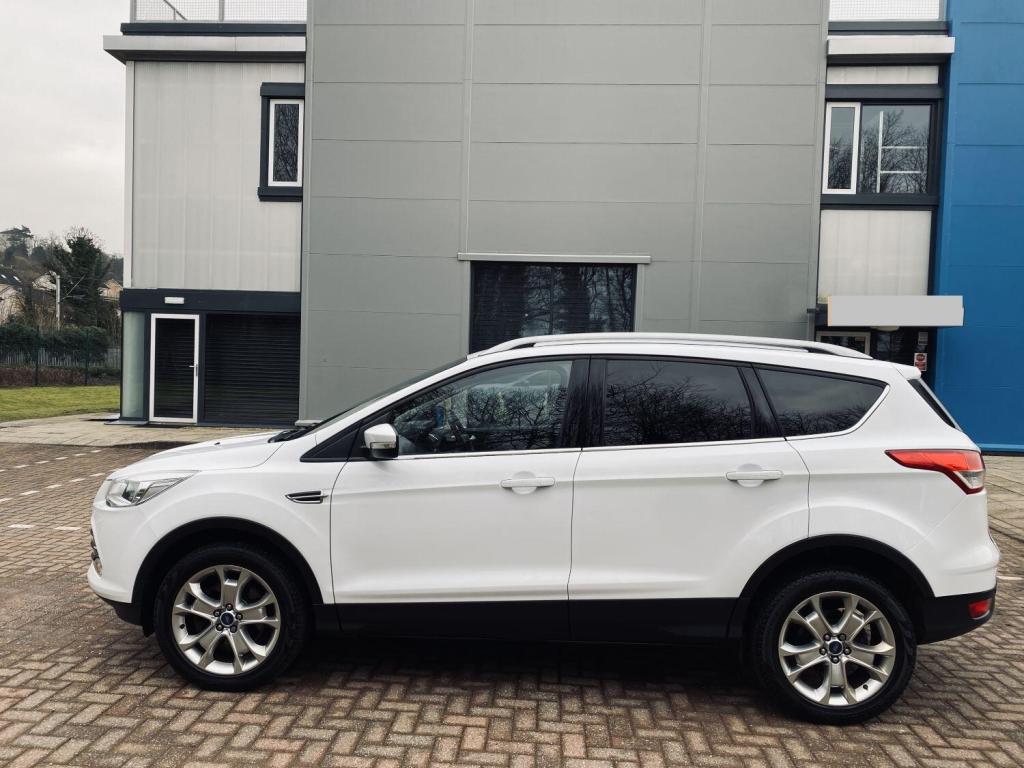 FORD KUGA