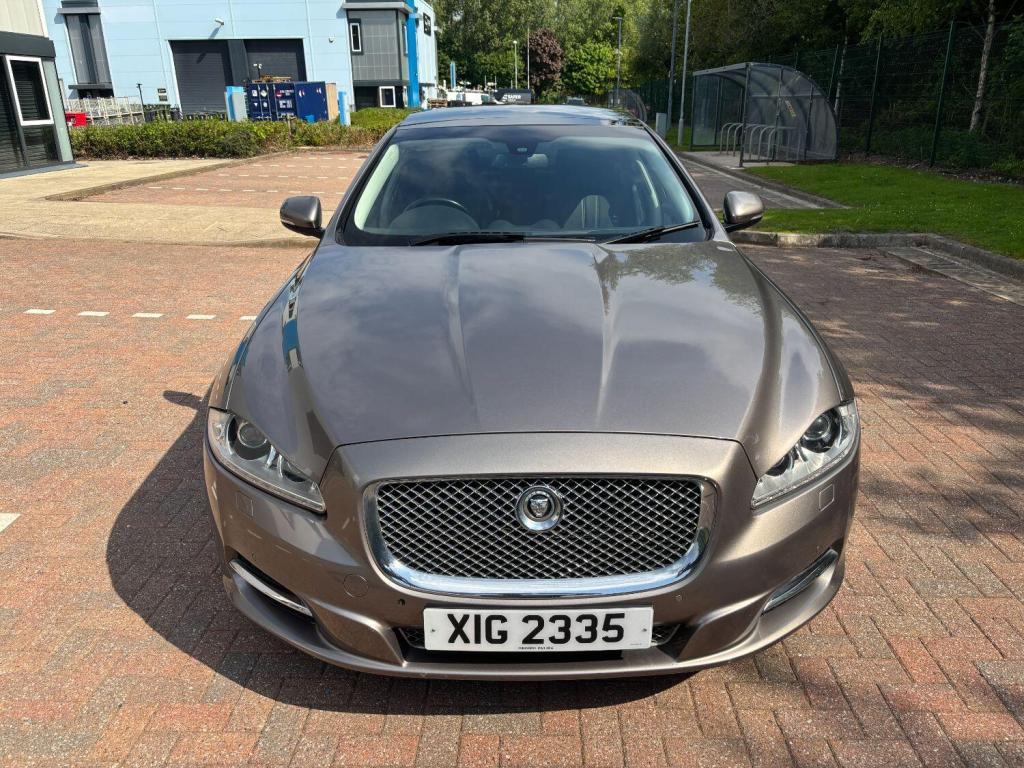 JAGUAR XJ
