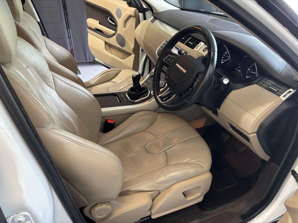 LAND ROVER RANGE ROVER EVOQUE