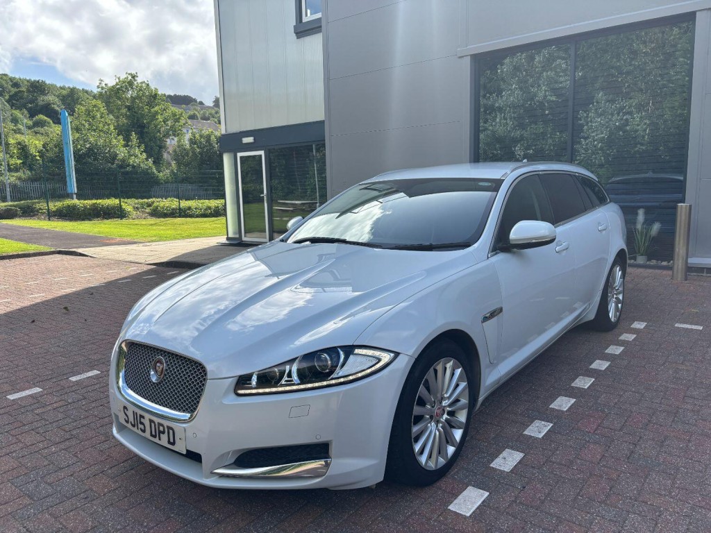 JAGUAR XF