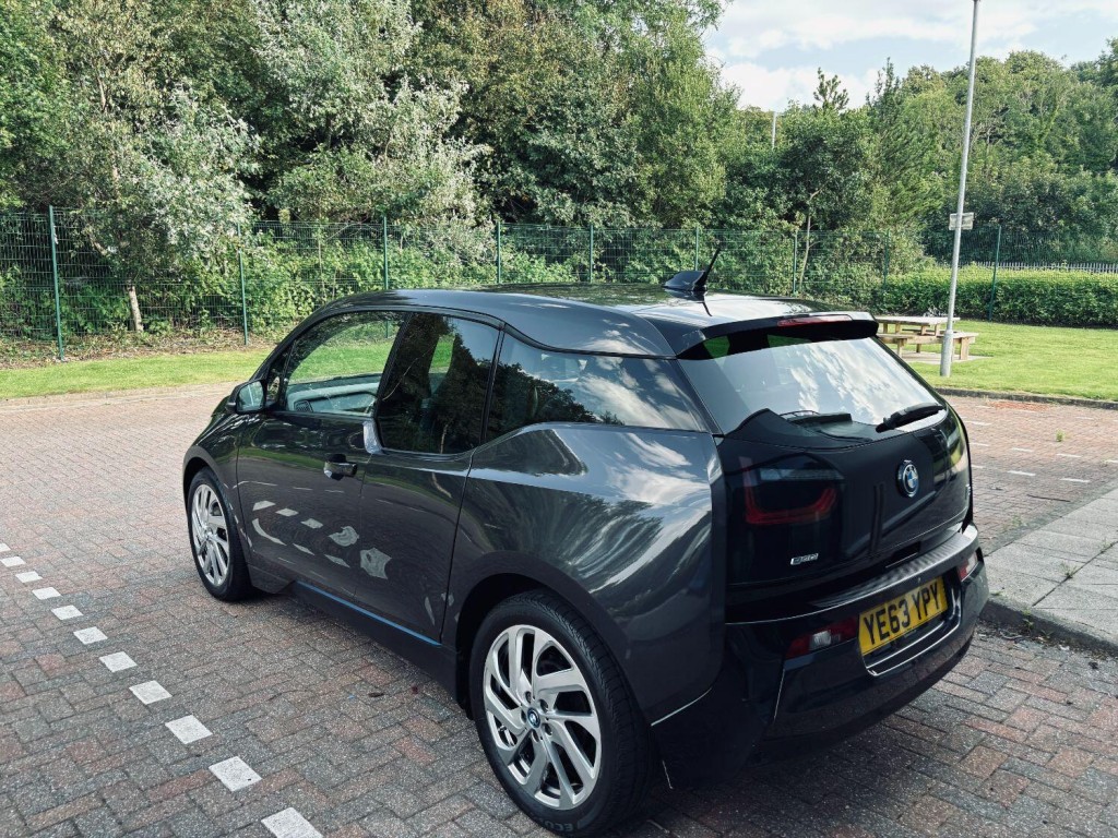 BMW I3