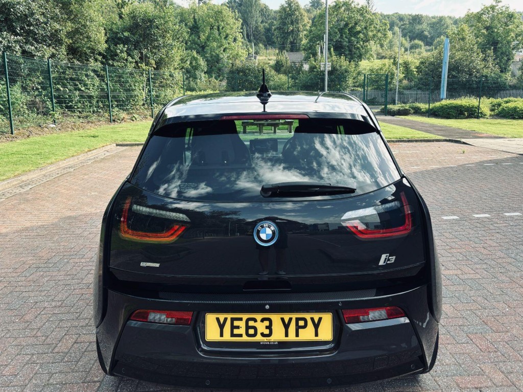 BMW I3