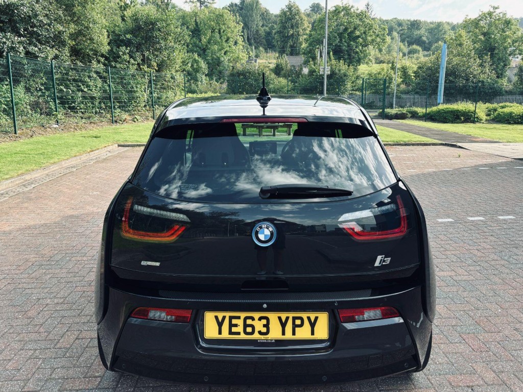 BMW I3