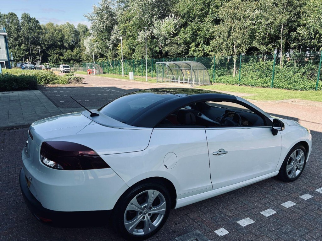 RENAULT MEGANE