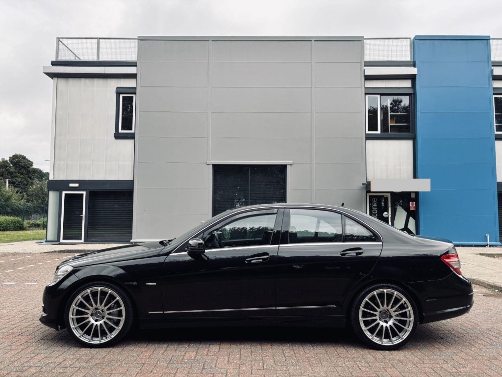 View MERCEDES-BENZ C CLASS 3.0 C350 CDI V6 BlueEfficiency Sport