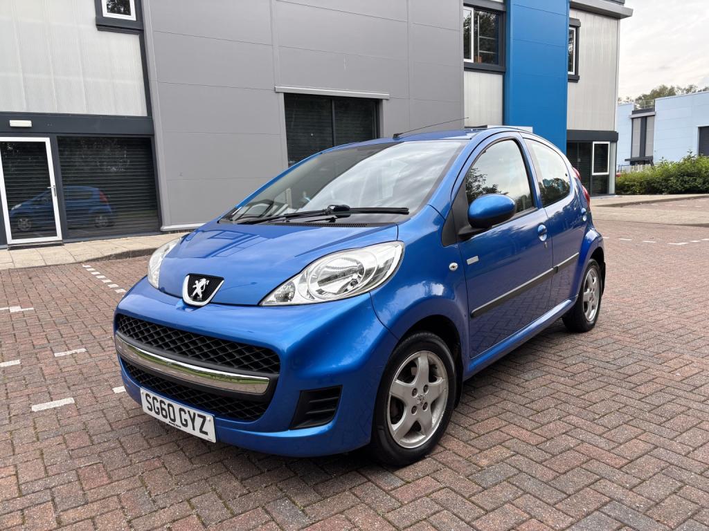 PEUGEOT 107
