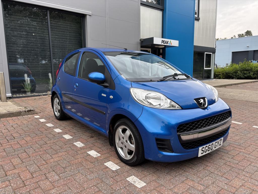 PEUGEOT 107