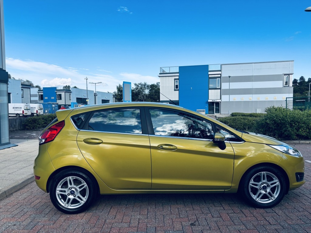 FORD FIESTA