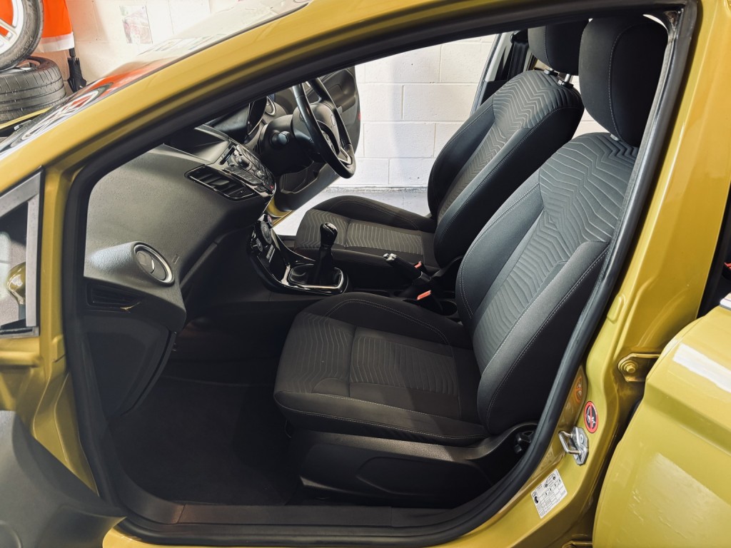 FORD FIESTA