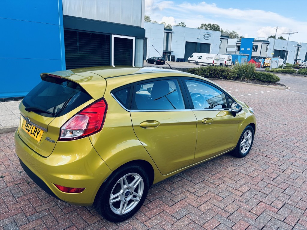 FORD FIESTA