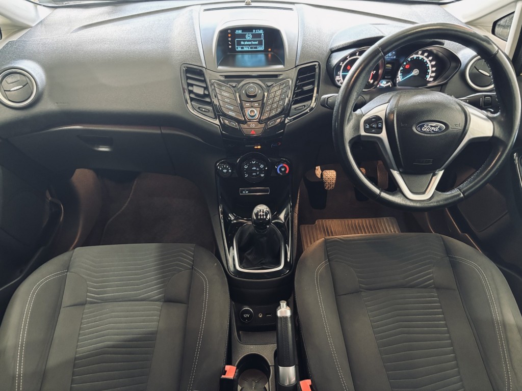 View FORD FIESTA 1.0 T EcoBoost Zetec