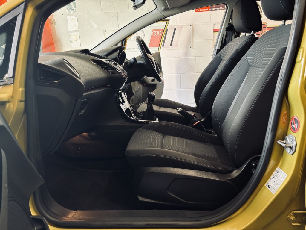 FORD FIESTA