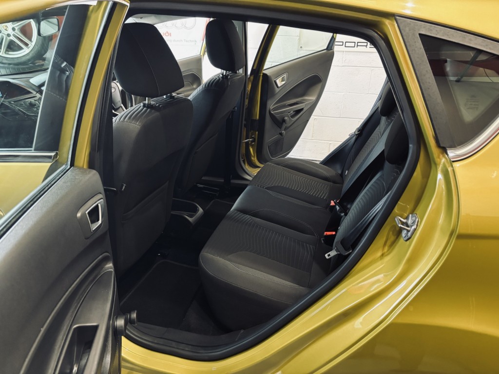 FORD FIESTA