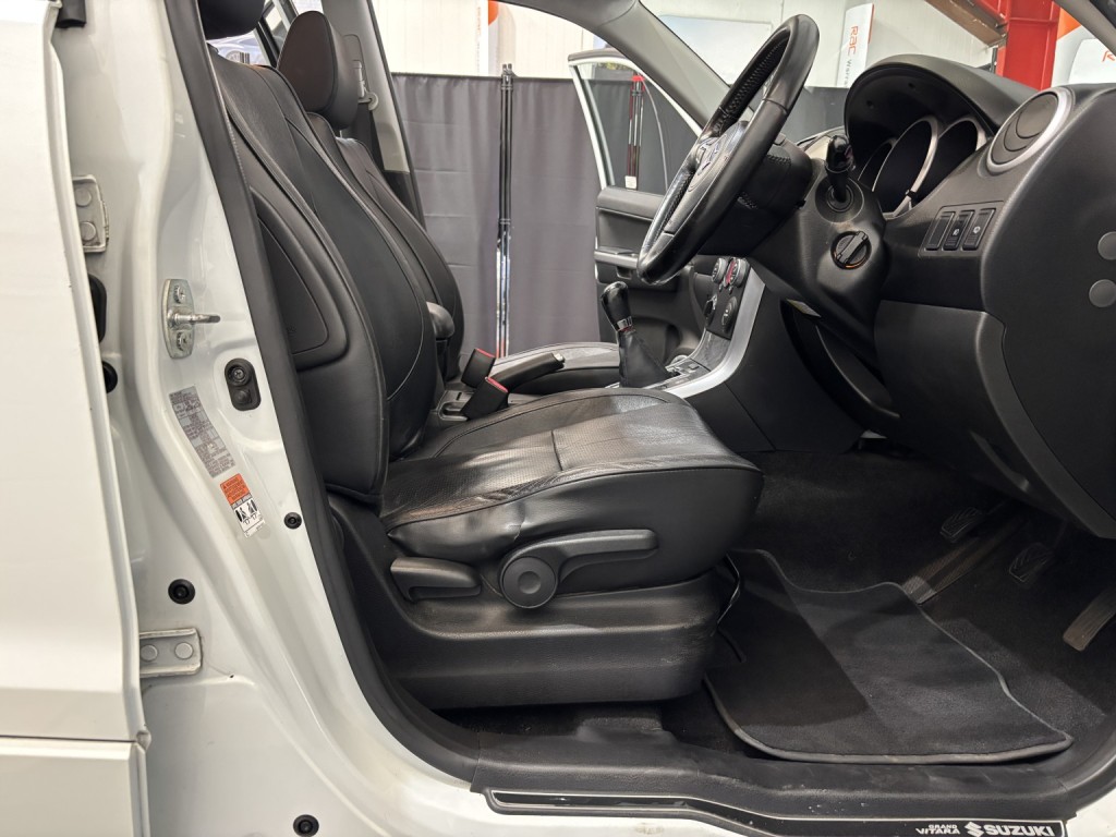 SUZUKI GRAND VITARA