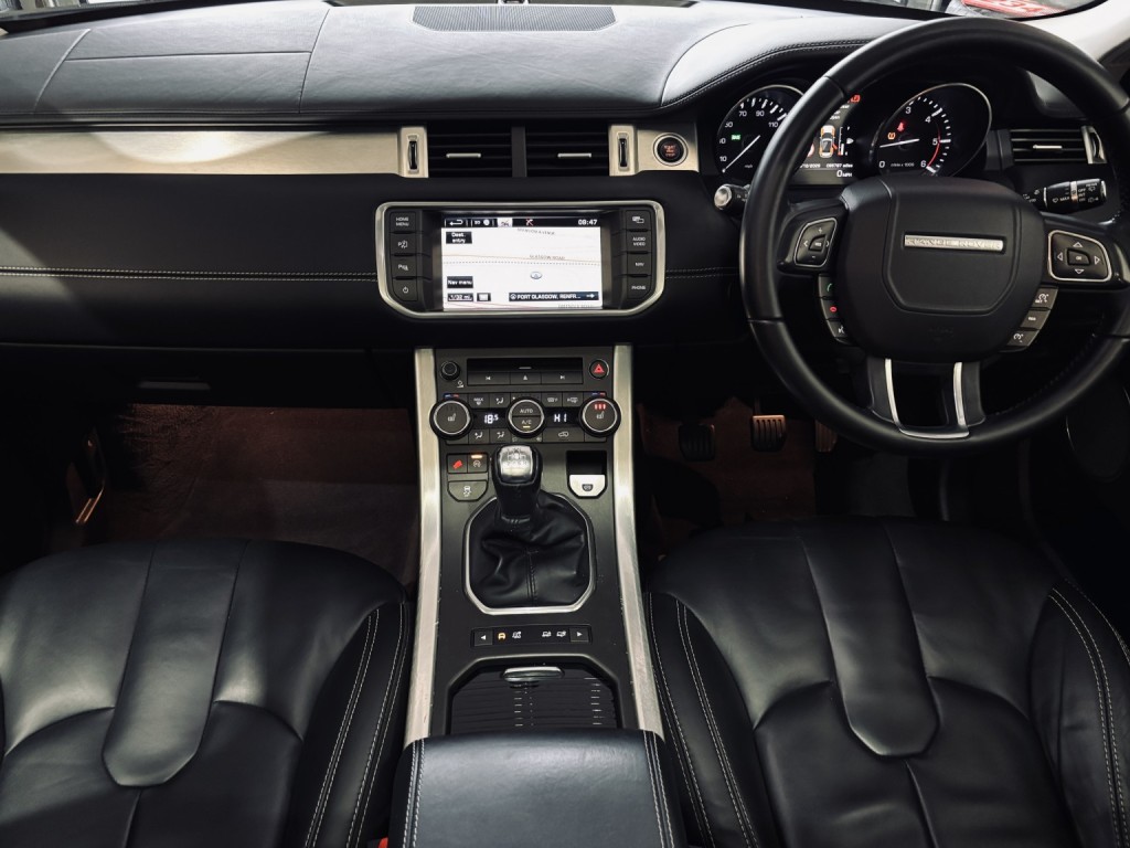 View LAND ROVER RANGE ROVER EVOQUE 2.2 SD4 Prestige