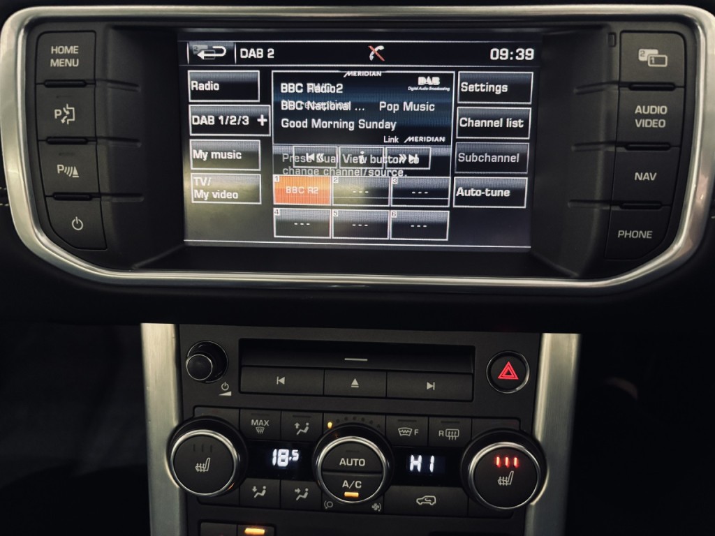 LAND ROVER RANGE ROVER EVOQUE