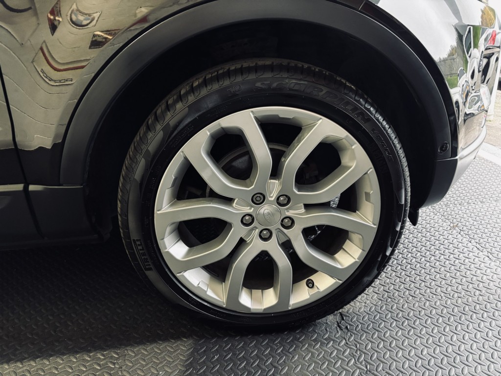 LAND ROVER RANGE ROVER EVOQUE