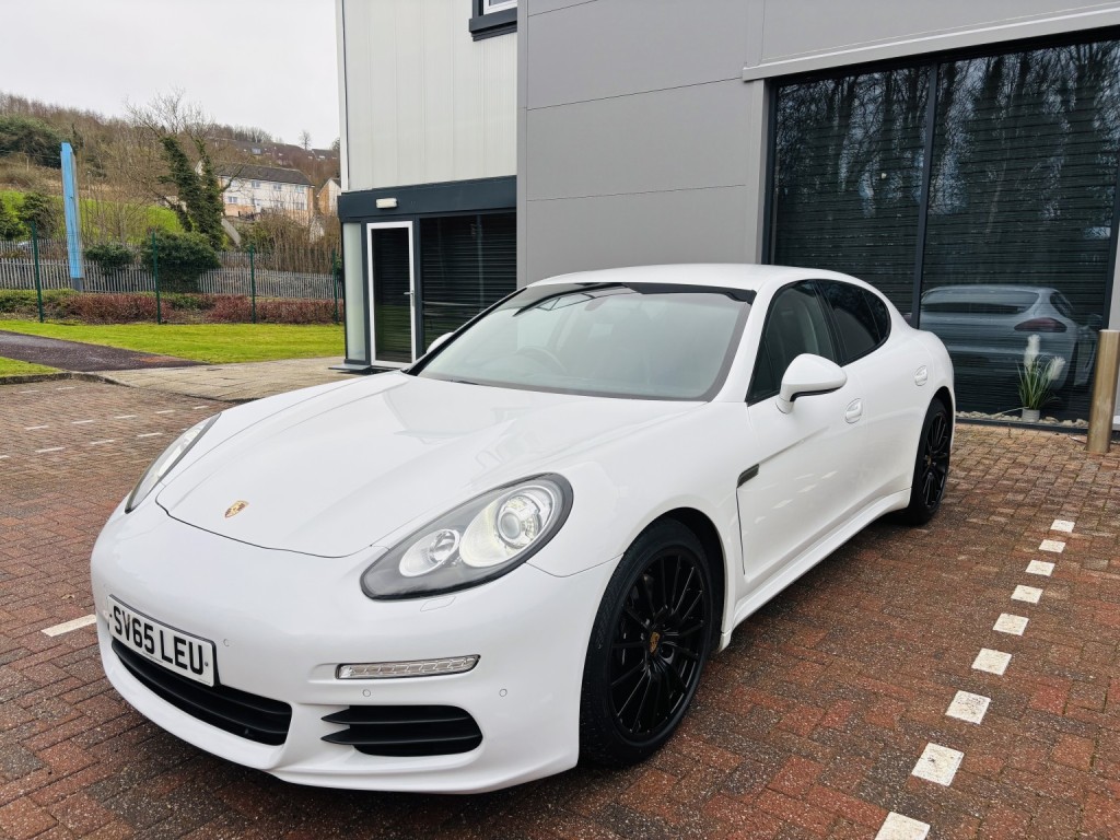 PORSCHE PANAMERA 3.0 D V6
