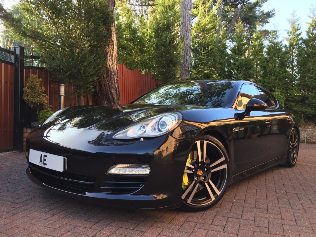 View PORSCHE PANAMERA D V6 TIPTRONIC