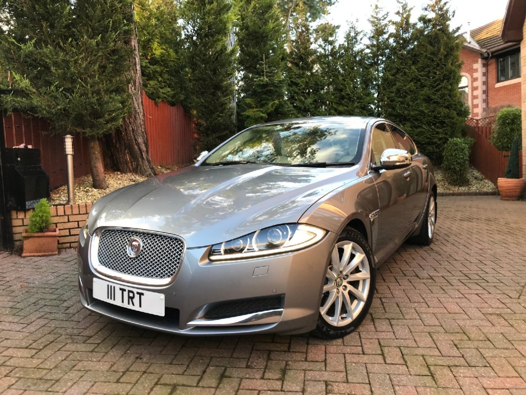 JAGUAR XF