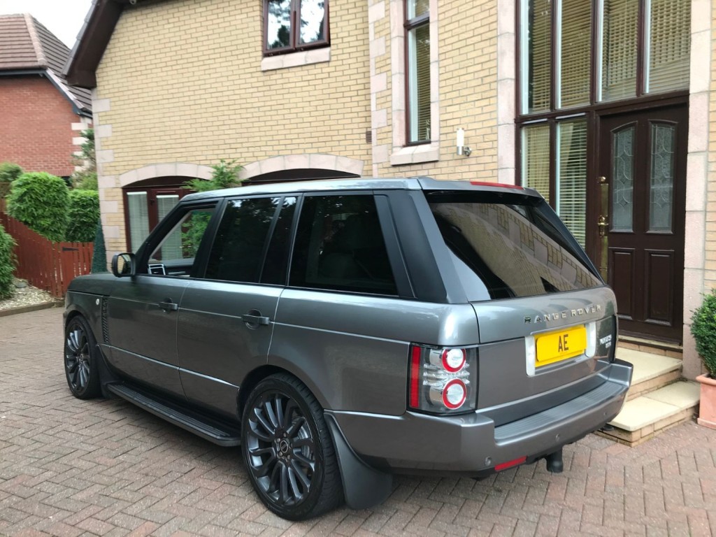 LAND ROVER RANGE ROVER