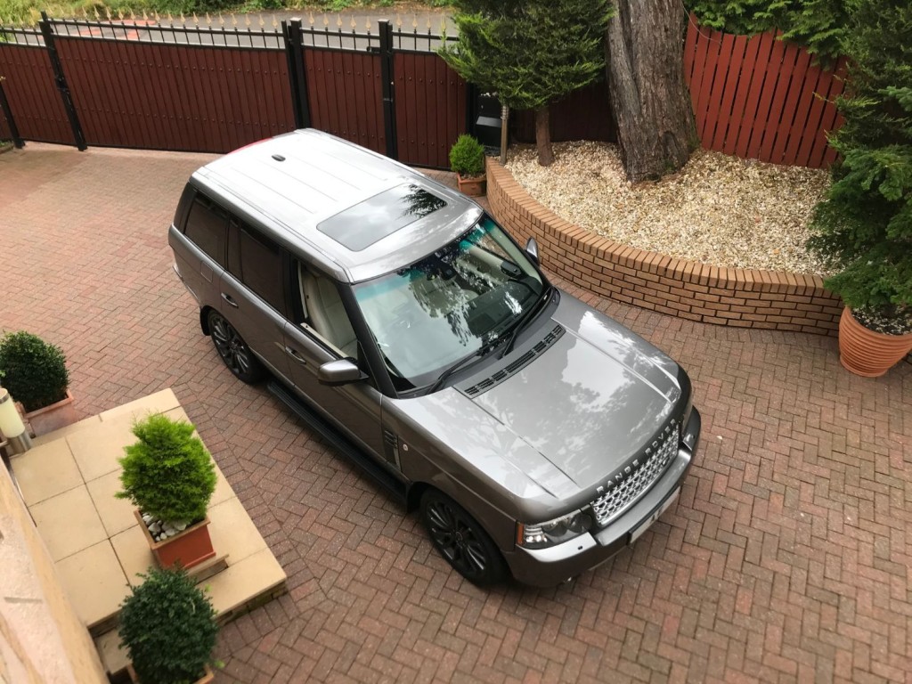 LAND ROVER RANGE ROVER