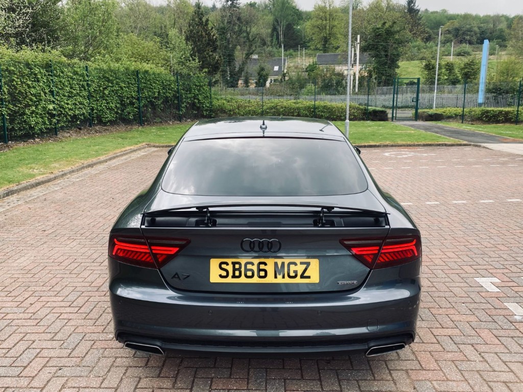 AUDI A7