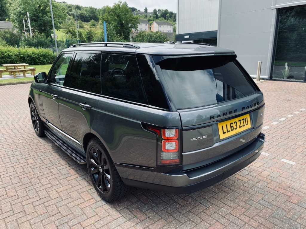 LAND ROVER RANGE ROVER