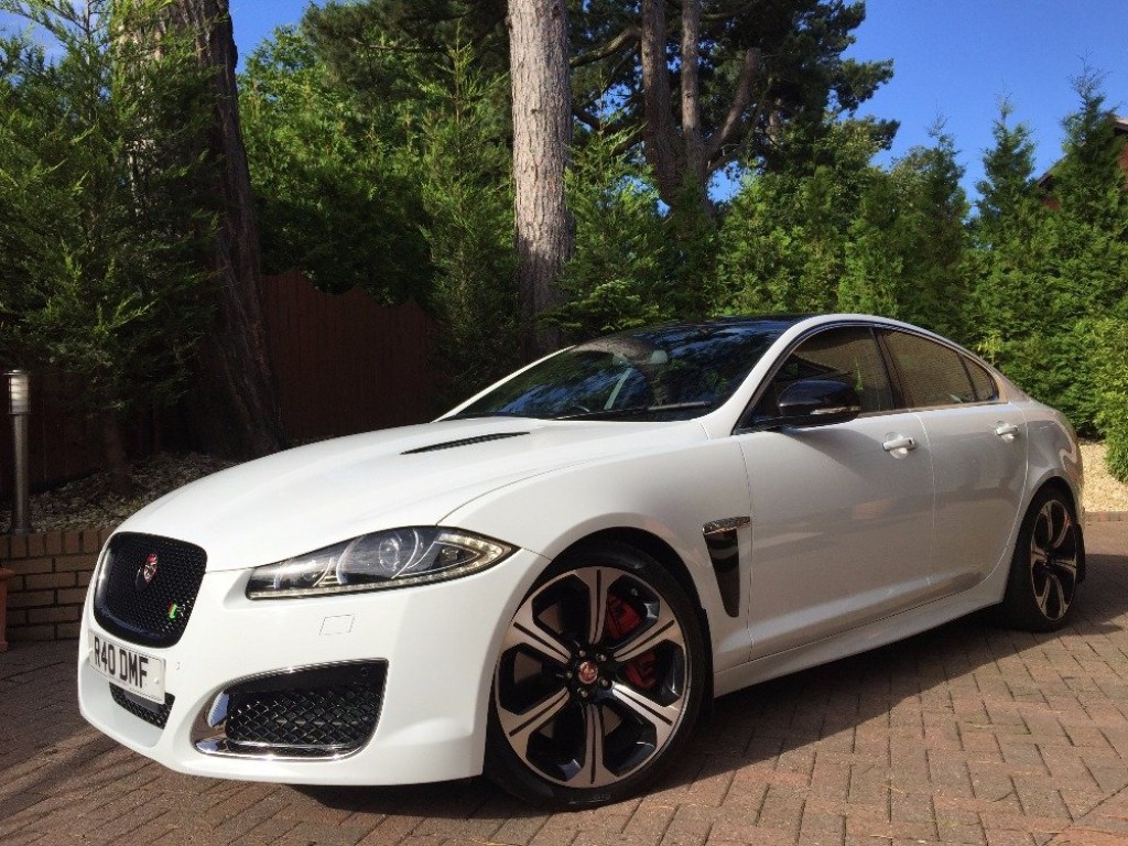 View JAGUAR XF V8 R