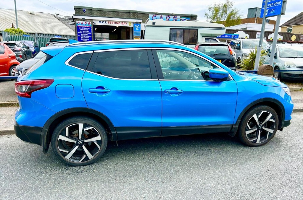NISSAN QASHQAI