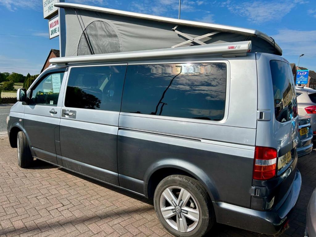 VOLKSWAGEN TRANSPORTER