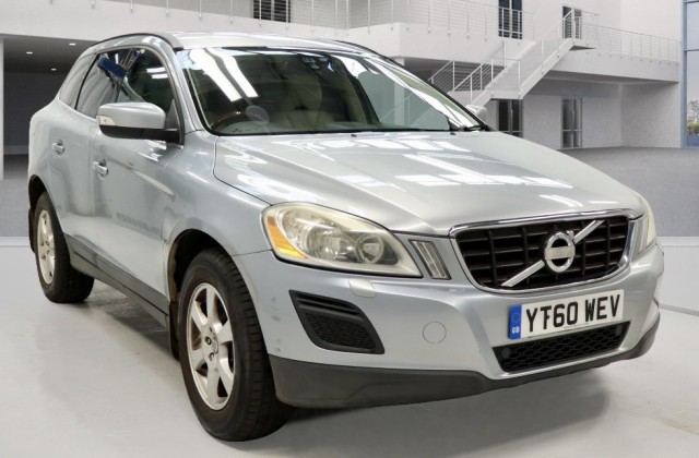 VOLVO XC60 2.4 D5 SE **ONE OWNER - ONLY 40,000 MILES**