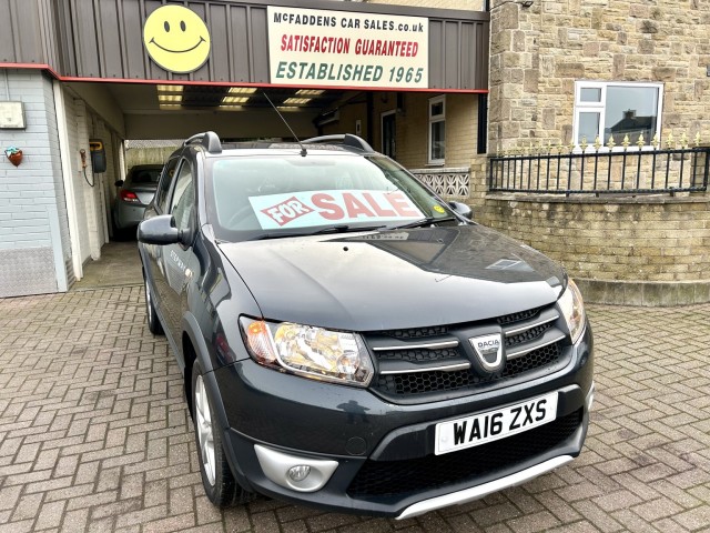 DACIA SANDERO STEPWAY 0.9 Stepway Laureate TCe 90