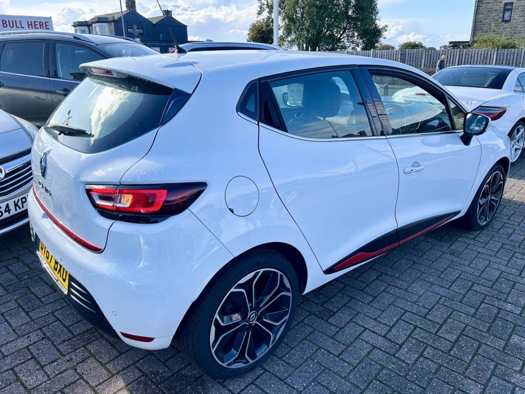 RENAULT CLIO