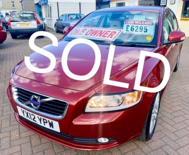 VOLVO S40 2.0 SE LUX ONE OWNER ONLY 46,000 MILES FULL SERVICE HISTORY