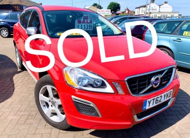 VOLVO XC60 2.4 AWD R-DESIGN AUTOMATIC