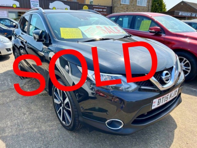 NISSAN QASHQAI 1.5 TEKNA **PANORAMIC GLASS ROOF**HEATED LEATHER **£20 ROAD TAX**