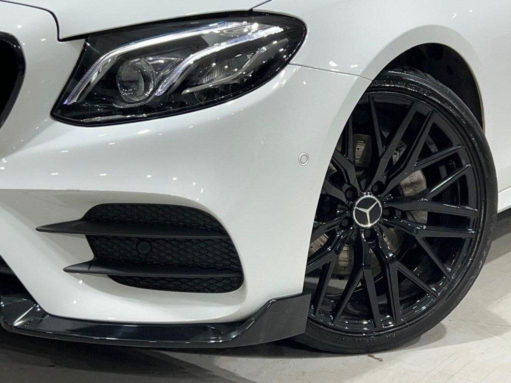View MERCEDES-BENZ E CLASS 2.0 E220d AMG Line